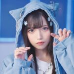 Akari Akase Instagram - この度、あかせがカラコンブランド『ハニーキス』のイメージモデルになりました~👀💫 めちゃ盛れる太フチとちゅるんっと可愛い発色で、 うるうるおめめになれちゃうカラコンです🫶🏻 これから新色もたくさん出るとの事ですのでお楽しみに 1枚目はちゅるんポップピンク 2枚目はちゅるんブルーを着用してます! きゃわうるうるおめめになってるかな？૮ . ̫ . ა ハニーキスはホテラバさんでGETできるので、 ぜひチェックしてみてください☑️✨️ ハニーキス公式通販サイト ホテラバ(@hotel_lovers.official) #ハニーキス #HoneyKiss #カラコン #カラコン着画 #ホテラバ #ホテルラバーズ #PR