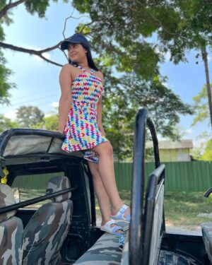 Akshita Bopaiah Instagram - Lost in the beauty of my surroundings 🦋🐝🐝

#travel #nature #travelphotography #photography #love #photooftheday #instagood #travelgram #picoftheday #instagram #beautiful #photo #wanderlust #naturephotography #adventure #art #travelblogger #instatravel #landscape #like #summer #explore #trip #vacation #follow #traveling #ig #bhfyp #happy #fashionmodel