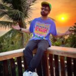 Akull Instagram - Happy Weekend 😎 @casawaters . . #akull #akullonthebeach Vagator, Goa