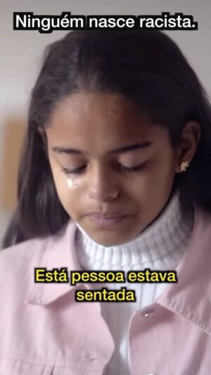 Aldri Anunciação Instagram - 🎈CENA #02🎈
🎈SOMENTE PARA  REFLETIR🎈

*Racismo é algo ensinado direta ou indiretamente.  Por isso importante uma estratégia de educacional e cotidiana como antídoto desse mal. Não se canse de ser antirracista no seu dia a dia.

*Se for promover  inclusão  e diversidade temática no seu filme, série de streaming, livro, conto, stand up ou espetáculo, se atualize  com pensadores, intelectuais e pesquisas científicas sobre o assunto. 

*Se você for utilizar abordar racismo em seu conteúdo artístico, procure  um profissional e técnico atualizado sobre os debates racializados. Converse e estude estratégias poéticas de inserir esses temas seja em comédias, dramas ou outros  gêneros. Existem modos seguros pra isso.

#stopracismo 
#racismiswrong 
#endracism 
#antiracismo 
#nodiscrimination 
#equalityforall 
#racismedoesnthaveaplace 
#blacklivesmatter 
#noalracismo 
#racistasno 
#vidasnegrasimportam 
#justiciaparalasminorias 
#racismoestructural 
#unidosporsinracismo 
#racismoencualquierforma 
#bastaconelracismo