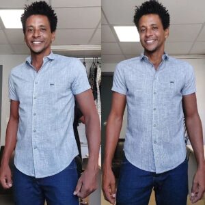 Aldri Anunciação Instagram - *Alguém tem uma dica  do que fazer esse final de semana em Salvador? 

*Quero colar junto com vcs! 😉

*Enrolei o cabelo pra curtir FDS!

#fimdesemana
#dicas
#salvador
#blackmen
#blacksmile
#blackstyle
#blackelegance