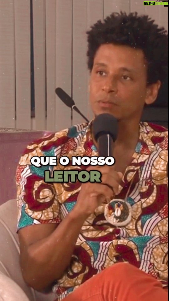 Aldri Anunciação Instagram - 🧭Eu tenho adorado trabalhar com a escrita tanto para roteiro quanto para teatro e para a literatura. 🧭É incrível poder explorar diferentes formas de contar uma história e criar personagens envolventes. 🧭Além disso, não podemos desconsiderar o impacto das telas e das tecnologias ficcionais em nossos leitores. Com os streamings e outras plataformas, as pessoas têm acesso a uma variedade incrível de conteúdo, o que expande ainda mais o universo da ficção e da criatividade. 🧭São as novas fronteiras da ficção! #EscritaCriativa #Roteiro #Teatro #Literatura #Ficção #Tecnologia #Streamings #Criatividade #Imaginação #Entretenimento #ImpactoPositivo Salvador, Bahia, Brasil - SSA