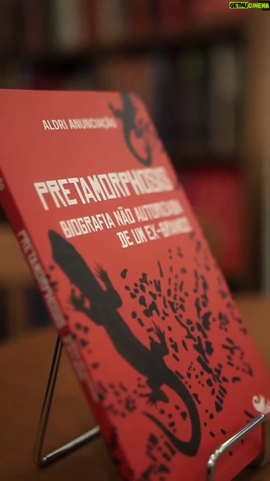 Aldri Anunciação Instagram - *Resumo do Lançamento do livro "Pretamorphosis: Biografia Não Autorizada de um Ex-Branco" (Ed.Malê) em Porto Alegre-RS + Leitura Cênica no @cinenegroemacao. *Foi lindo em Porto Alegre-RS Casa De Cultura Mario Quintana