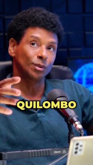 Aldri Anunciação Instagram - Poderia tá ali a chave das relações humanas ???
✊🏿 🔎🖤
@penseirapodcast 
@aldri.oficial 
@lacerda_fabiano 
@analuisaarmendes 
#quilombo #canudos #trisal #relacoesfamiliares #psi #psicologa #arte #cultura #quilombopalmares #organizaçãofamiliar #família #familia #familias #quilombonosparlamentos #saude