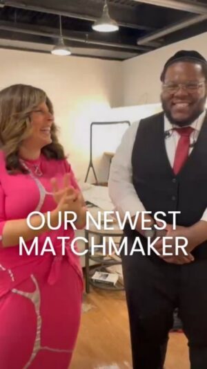 Aleeza Ben Shalom Instagram - Congratulations to singer Nissim Black on his first shidduch that he made! Listen to this great story how I guided him on making the match! 
Mazal tov! Mazal tov!
@nissimofficial @anya_think_differently
#nissimblack #matchmaking #shidduch #jewish #jewishdating #iloveisrael
