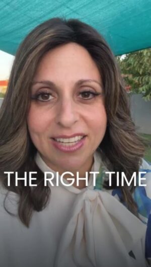 Aleeza Ben Shalom Instagram - May you always be surrounded by the right people at the right time. @laesha_couture 🌟
 #PerfectTiming #PositiveVibes #GenuineMoments #Gratitude #Blessing #shabbatshalom❤️ #Amen