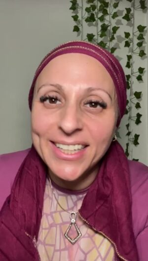 Aleeza Ben Shalom Instagram - Join me in supporting our incredible community project! Ever thought of dedicating a Sefer Torah or helping rebuild Israel? Now's your chance! Watch the video, be part of this mitzvah, and make a difference. 🌟 

Click the link to watch the full video: https://hakafos.com/