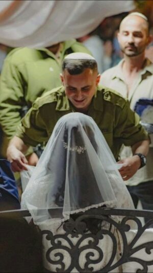 Aleeza Ben Shalom Instagram - Mazal tov to my dear friend @sallymitlas who celebrated her daughter's wedding! 
Rebecca and Dan got married right near Dan's army base in Hebron, making it a wedding like no other! 
Mazal Tov! Mazal Tov to this amazing new couple! Wishing you lots of love and blessings forever #amen
#israel #wedding #jewish #jewishlove #JewishSingles #war #blessings