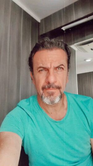 Alejandro Ávila Instagram - Pues aquí tenemos para escoger! #loquetehagafeliz #diversidad