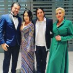 Alejandro Ávila Instagram - El destino siempre juega su papel y te pone en el lugar y con las personas que debes estar y compartir. @laklitbocynthia @dibovioh @saidsandovaloficial #actors #happy #work