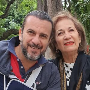 Alejandro Ávila Instagram - Gracias mamita por el regalo de la vida,  te amooo! @yolandapena58