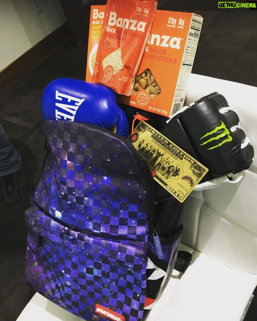 Alex Caceres Instagram - @firstroundmgmt care package #banzapasta #sprayground #everlast #monsterenergy #firstroundmanagement #frm