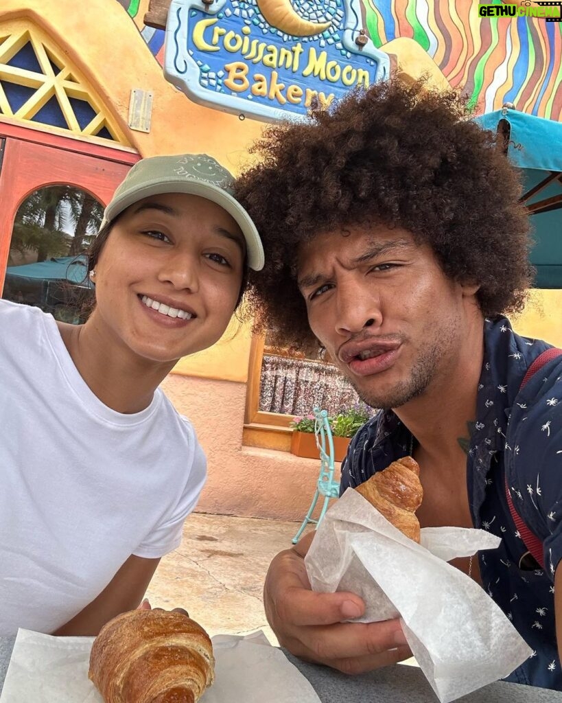 Alex Caceres Instagram - ✨ Universal Studios and Islands of Adventure ✨ Let’s Live, Love, and Adventure. Happy Early Birthday to my Alex 🥳 I love you! I can’t believe we did Dr.Dooms Fearfall 😨Let’s keep making everything an adventure 😘♥