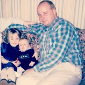 Alexa Davies Instagram - It’s a sentence I’m still struggling with, but on the 21st of January my dad passed away suddenly. He always called me Sparkle. I think I’ll miss that the most. I don’t think I’ll ever get over the fact that there’ll be no more “Hello, Sparkle.” I miss him more than I could ever explain. Love you forever, Dad.