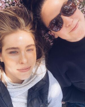 Alexandra Turshen Instagram - 🌸🌸 love her 🌸🌸