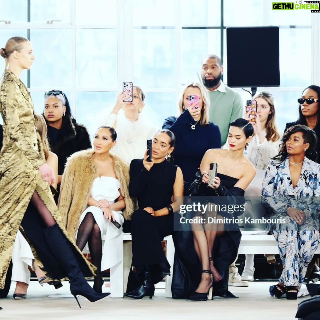 Alexis Floyd Instagram - one // New York Fashion Week @badgleymischka ◾ @cucculellishaheen ◾ @tiffanybrowndesigns ◾ #juzui styled by @jenniferudechukwu // @coriiburns jeweled by @bylolitajewelry & @ivy.jewelry.ca #fashionweek @nyfw @fashionweek #nyfw New York Fashion Week: the Shows