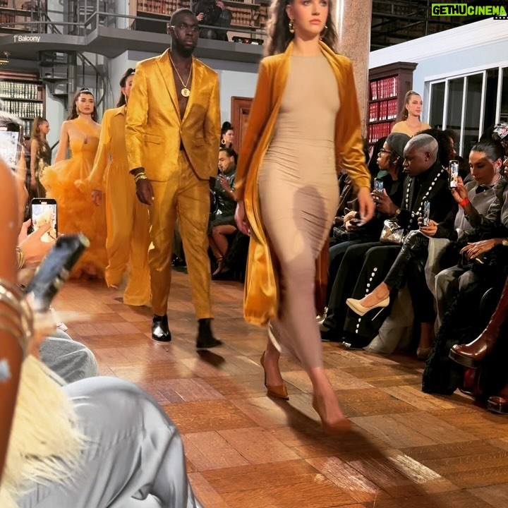 Alexis Floyd Instagram - one // New York Fashion Week @badgleymischka ◾ @cucculellishaheen ◾ @tiffanybrowndesigns ◾ #juzui styled by @jenniferudechukwu // @coriiburns jeweled by @bylolitajewelry & @ivy.jewelry.ca #fashionweek @nyfw @fashionweek #nyfw New York Fashion Week: the Shows