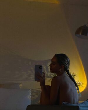 Alexis Ren Instagram - whole lotta different parts