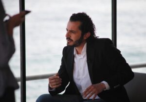 Ali Barkın Instagram - Galadan @91.1_film #doksanbirnoktabir