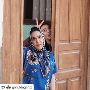 Ali Düşenkalkar Instagram - Hoş fotoğraflar ne denli zaman zaman sıkılıp ne üretken davranışlar içine girdiğimizi hoş anlatıyor. Sevgiler. @gonuldagitrt  @koprufilm @erdalcindoruk  @gulhantekin  @nazlipinarkaya  @semiherturk @ecemozkaya