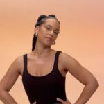 Alicia Keys Instagram - Feeling myself in this @athleta 👑👑👑 #PowerOfShe #AthletaXKeys