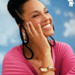 Alicia Keys Instagram - Beauty is a word that we associate with a physical presence, but I think that beauty is actually your spirit. It’s what you can’t see that makes you so beautiful. It’s that nurturing energy. It’s that loving attention, that empathy. That, to me, is what beauty is. And the most beautiful people I know are those kinds of people💜💜💜 Big love @People @Keyssoulcare ✨✨✨✨