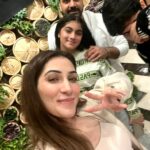 Alisshaa Ohri Instagram - Yes! We all love food!❤️⁣ ⁣ ⁣ ⁣ ⁣ ⁣ ⁣ ⁣ ⁣ ⁣ ⁣ ⁣ ⁣ ⁣ #AlisshaaOhri #Actor #Bollywood #FamilyTime #FoodLove