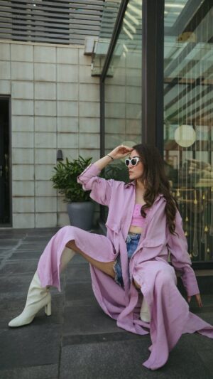 Alisshaa Ohri Instagram - Summer, you've been a delight! Until our next rendezvous, take care!👋⁣
⁣
⁣
⁣
⁣
⁣
⁣

⁣
⁣
⁣
#AlisshaaOhri #Actor #Bollywood #BollywoodActress #SummerGoodbye #SummerMemories #SunnyDays