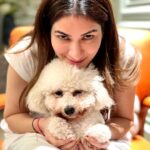 Alisshaa Ohri Instagram - He is my pawfect match🐶❤️ #FurBabyLove #DoggoSelfie #PawsAndPose #PetParentLife #BestBuddySelfie #CanineCompanion #PuppyLove #WoofWednesday #SmilingWithMyDog #DoggieDays #PetSelfie #InstaPup #DogLife #PawsomeMoments
