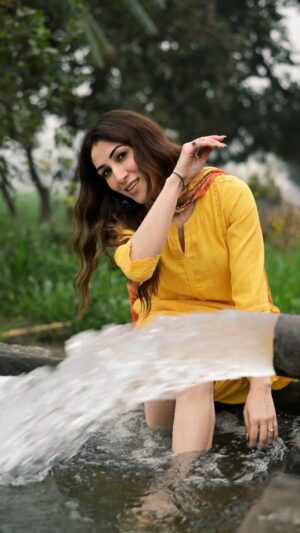 Alisshaa Ohri Instagram - Wishing you all the love and happiness this Vasant Panchami ✨ 💛

[Alisshaa Ohri, Bollywood, Actor, Vasant Panchami, Trending, Fyp, Instagram, Content Creator, Tradition, Explore Page]