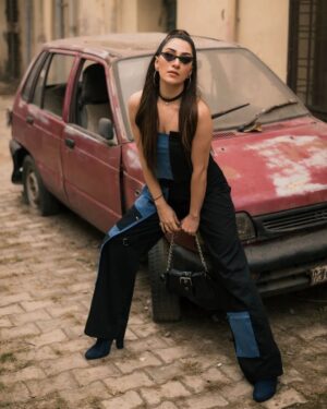 Alisshaa Ohri Instagram - In my element wearing @clapbackk.in

[Alisshaa Ohri, Bollywood, Actor, Street Style Look, Outfit Ideas, Casual look, Denim Wear, Influencer, Fyp, Trending, Explore, Instagram]