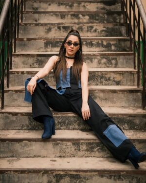 Alisshaa Ohri Instagram - In my element wearing @clapbackk.in

[Alisshaa Ohri, Bollywood, Actor, Street Style Look, Outfit Ideas, Casual look, Denim Wear, Influencer, Fyp, Trending, Explore, Instagram]
