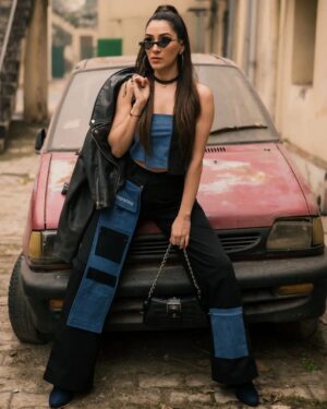 Alisshaa Ohri Instagram - In my element wearing @clapbackk.in

[Alisshaa Ohri, Bollywood, Actor, Street Style Look, Outfit Ideas, Casual look, Denim Wear, Influencer, Fyp, Trending, Explore, Instagram]