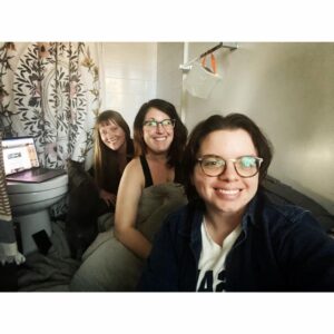 Allison Tolman Instagram - You’re supposed to do color correction in as dark a room as possible. So when you self produce and won’t be visiting a studio for post production, the obvious move is to create a cozy nest in your guest bathroom where you can sit for hours with two talented friends, a bunch of snacks, and your increasingly concerned cat. We’re making it work this #FemaleFilmmakerFriday🎥

Shout out to @calvinbellas - doing the real work over zoom. ❤️