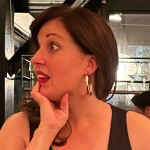 Allison Tolman Instagram - It’s nice to have a good photo of yourself, but it’s divine when a good photo also captures you in your truest, goofiest, most of the moment glory. In this photo I’ve just said “you’re out of COUPS?!” Thanks for snapping it, @nellteare.
