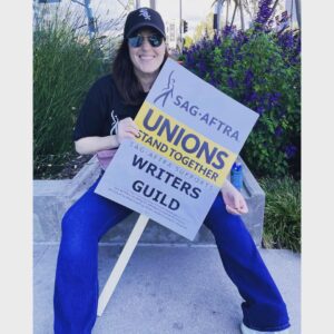 Allison Tolman Instagram - I stand with the #WGA. 💙