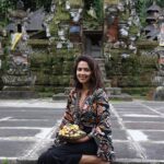 Amala Paul Instagram - Whispers of calm in a chaotic world 💫 #amalapaul #calm #bliss #travelgram #instagram #joy