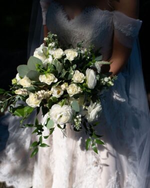 Amanda Jane Cooper Instagram - The story…in an unexpected turn of events, due to the pandemic we were last minute legally married in a courthouse in New York City in mid-March 2020, followed by an also unexpected but no less meaningful Zoom ceremony with our people in April 2020. The @nytimes shared our journey with their readers a month later in May of 2020.

The day pictured above is September 19, 2021 when we got to renew our vows and celebrate in person! It was an even sweeter gift to be with everyone than I could’ve imagined. 

Also, we now have like 14 anniversary dates. 🙈 Lots to be thankful for. Thank you Jesus. 

@andrewbellnyc 🤍

Photos by @alnimages
Flowers by @customflorals 
Photobooth by @poserphotoboothco
Coordination by @aliceissacproductions 
Video by @snappedstudios 
Music & lighting by @serenitytheprophet with @eclipsedjs 
Makeup by @makeupbyemilydimant 
Hair by @chelseytaylorhair
Custom jewelry by @marrincostellojewelry