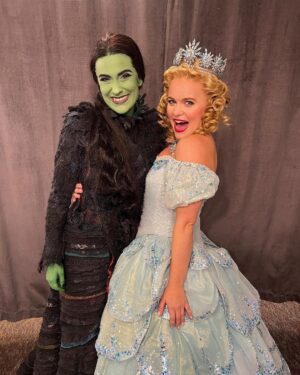 Amanda Jane Cooper Instagram - Honored to be back at the Gershwin for a clock tick! And to finally play with the amazing @alyssajoyfox & this entire brilliant company on Saturday. As she pointed out: we’re the AJ’s! 💚 Thank you for your warm welcome back, friend. 

Each time I step into Glinda’s shoes I’m all the more struck by the gift of @wicked_musical. 

Here for a tick tock as bubble back-up. 🫧 I’ll always be grateful!