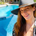 Amanda Righetti Instagram - Happy Easter! 🤩🥳💛