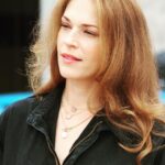 Amanda Righetti Instagram - Contemplating my #raceday strategy. 🤔 📸: @speedwaycj #IrwindaleSpeedway #May20th #TSCAlliance #StepForwardForACure  #celebrityrace #youracela @tscalliance @irwindalespeedway @youracela 🏎️