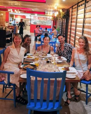 Amanda Zhou Instagram - Crew ❤️🏝 Photo Dump 1