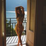 Amelia Gething Instagram - I got heat exhaustion on one of these days, but I shan’t tell you which one - just so I can know something u don’t Lake Como, Italy