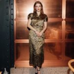 Amelia Gething Instagram - Thank you so much @dior for a lovely Christmas dinner 🤎 I’ll never fir-get this tree-mendous evening! 🎄☃️🧣 Claridge’s
