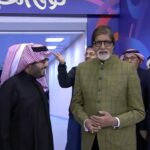 Amitabh Bachchan Instagram - "An evening in Riyadh .. " what an evening .. Cristiano Ronaldo, Lionel Messi, Mbape, Neymar all playing together .. and yours truly invited guest to inaugurate the game .. PSG vs Riyadh Seasons .. Incredible !!! #football #Ronaldo #Messi #AlNassr #SaudiArabia @thebushramahdi @rredfilms #Turkialalshikh
