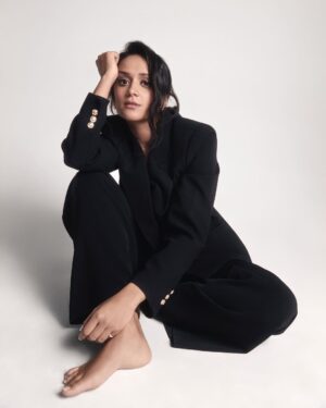 Amy-Leigh Hickman Instagram - By @josephsinclair 
Make up @nathalieeleni_beauty 
Hair @naradkutowaroo 
Styling @harrietbyczok