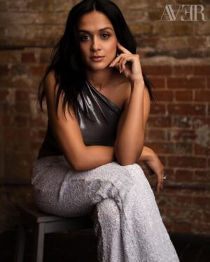 Amy-Leigh Hickman Instagram - Aver.

By @macraemarran
Stylist @krishanparmar_ @prabhmalait
Hair @naradkutowaroo 
Makeup @carollopezreid
