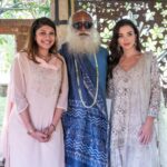 Amy Jackson Instagram - Privileged moment in Coimbatore with @sadhguru - one of the most inspiring visionaries of our time. In between our movie promotions for Mission, we had the opportunity to visit Isha Yoga and meet with the creator himself and learned about his own mission concerning holistic well-being and sustainable causes - all of which is having a hugely positive impact on the world we live in. Whilst spending time with Sadhguru, we discussed all sorts of subjects from raising HAPPY, healthy children, to the world’s future mental health crisis and the importance of creating an environment that fosters wellbeing for ourselves. Mindful eating was a big talking point and having the connection between the food we consume and the health of the soil it comes from - which is currently in a deeply concerning state and why Sadhguru went on a 100 day ‘motorcycle mission’ to save soil! So, thank you Sadhguru your transformative teachings and support for noble initiatives make a profound difference in the world. It was such an honour spending time with you and your volunteers ✨ I can't wait to visit again soon. Also, so much love to @anitadongre for the stunning Salwar I wore for the occasion. Anita continuously promotes traditional crafts and artisans, and advocates for responsible fashion. I love her designs 💘 Swipe to the end for a giggle!!!