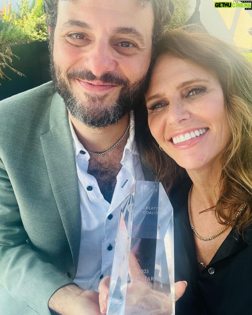 Amy Landecker Instagram - What a joy to watch my husband give my dear friend @arianmoayed a humanitarian award at the @thecreativecoalition luncheon yesterday. I have been friends with Arian and his wife @krissyshields since our theater days in Chicago and it felt so full circle to watch him be honored for his incredible career but more importantly his incredible activism, particularly with @waterwelltheater in NY. The Creative Coalition is all about keeping art accessible to everyone and I know no one who walks the walk more than Arian. Congrats!