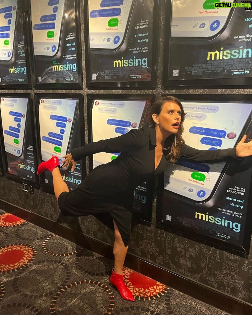 Amy Landecker Instagram - Had so much fun at the Missing movie premiere last night with my gorgeous nieces. The film was great! We had a blast. So impressed by the quality of performances (I mean, not my own, that would be obnoxious) and direction and editing and heart pounding storytelling ALL with ‘found footage.’ So well done! Fun fact: I went to high school in Chicago 100 years ago with Tim Griffin who is Storm’s Dad in the film. Love a small world! See it in theaters next week!! @searchingmovie @sonypictures @stormreid @megansuri @thetimgriffin #missingmovie